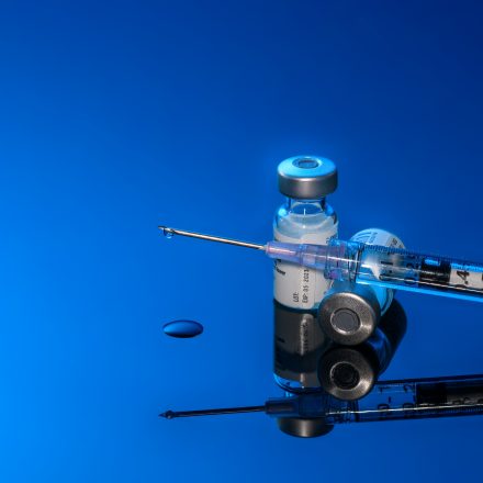 White House Extends Deadline for Vaccine Mandate for Federal Contractors